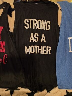 *bundle Of 3* Women's Tank Top Lot